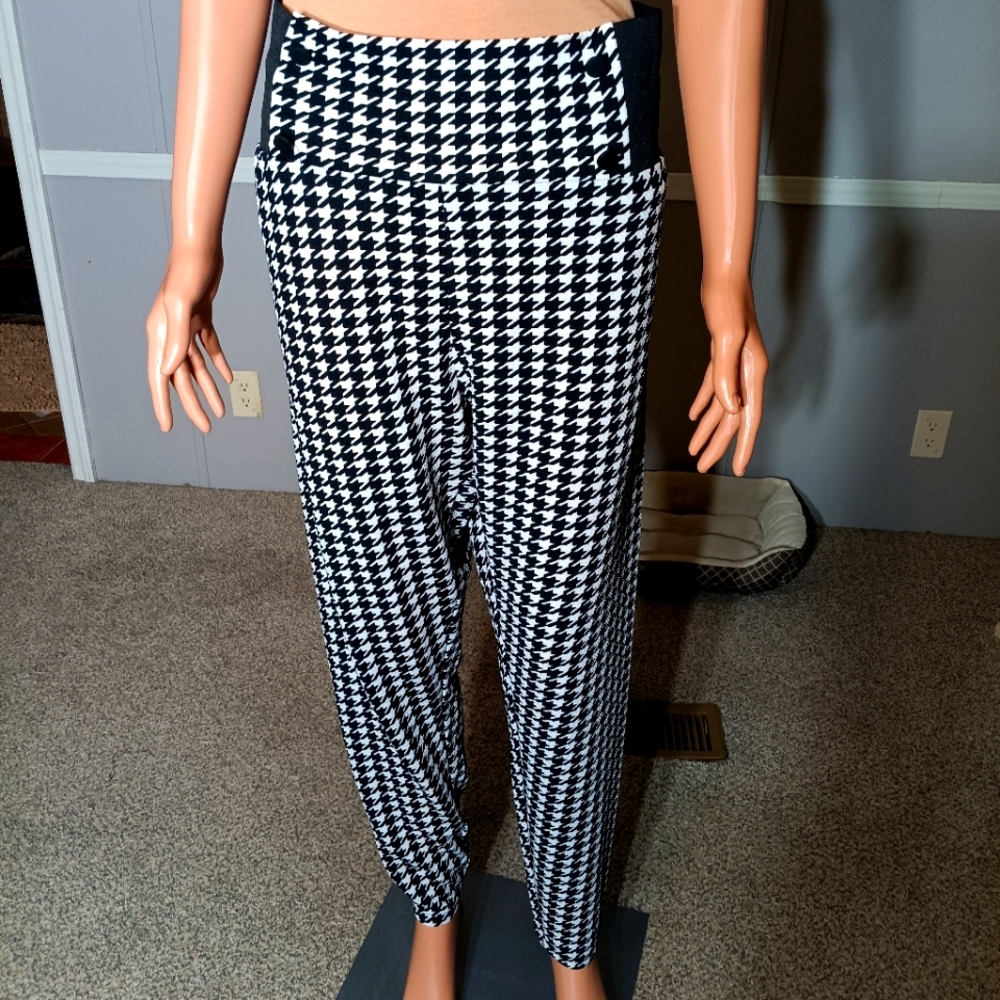 Sheen curve size 3XL. Pants Leggings